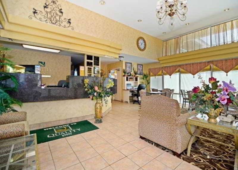 Fairbridge Inn Express נאטשז מראה פנימי תמונה